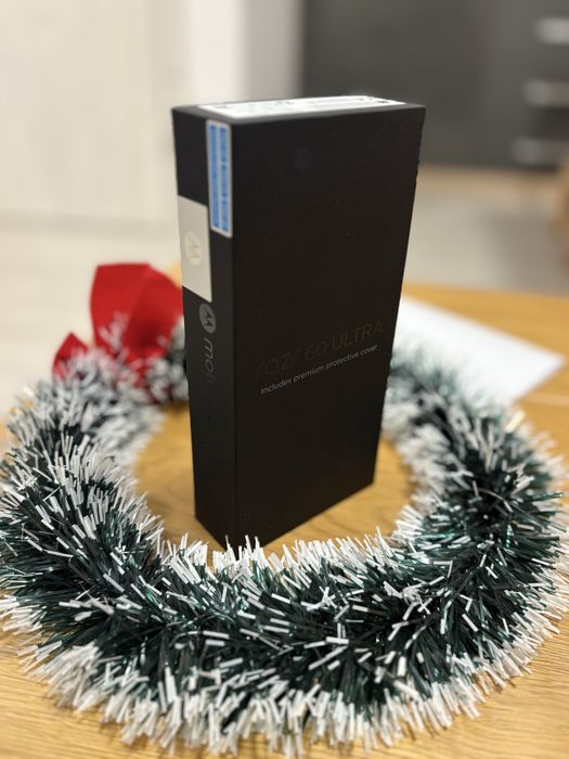 Motorola Razr 60 Ultra/ 512 GB/ Pantone Mountain Trail Гаранция 24м