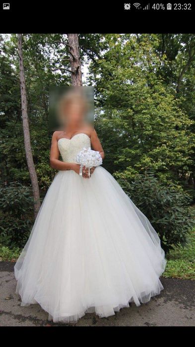 Vand rochie de mireasă