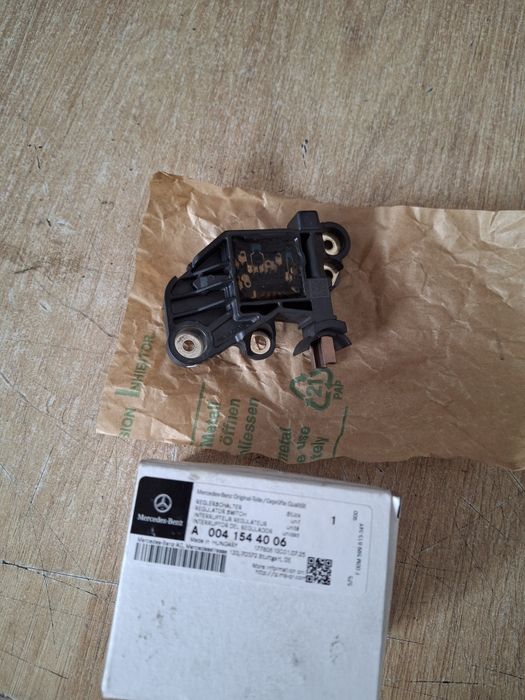 Реле регулатор за алтернатор Мерцедес