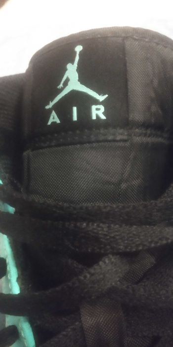 Оригинални мъжки маратонки Jordan Mid Tropical