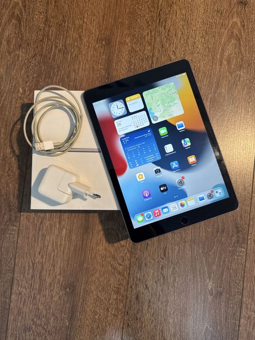 iPad Air 2 (2015) Wi-Fi, 32 Gb в идеальном состоянии
