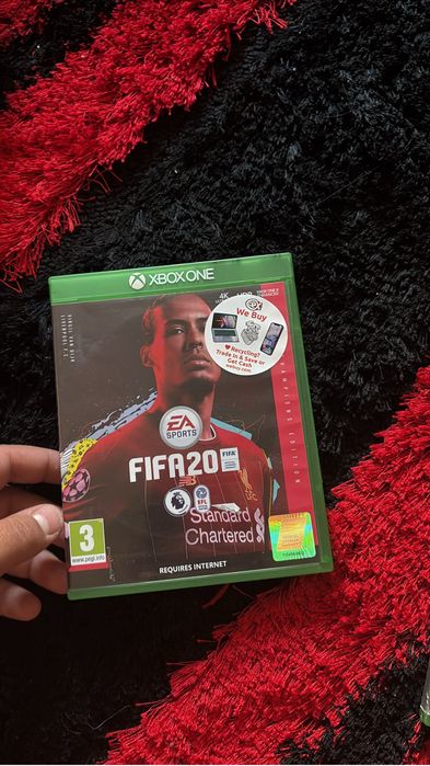 Vand xbox de 1 terra memorie