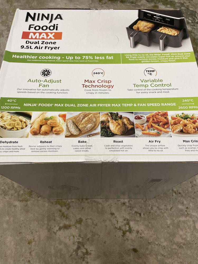 Airfryer Foodi DualZone AF400, 2470W, 9.5L, 6 funcții de gătit, Nou