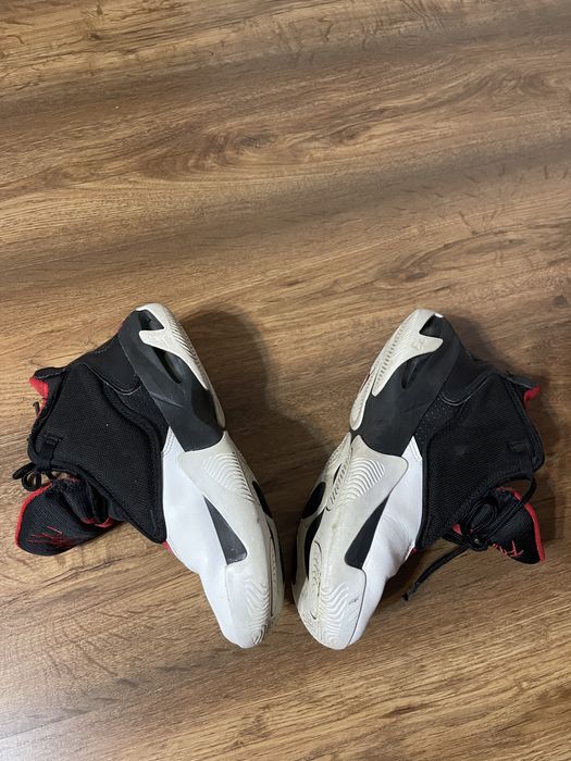 Adidasi Jordan in stare buna