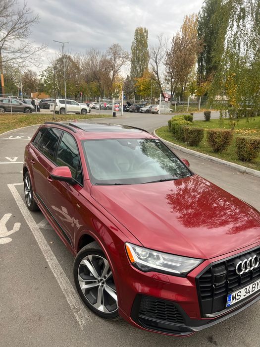 Audi Q7 7 locuri 2020