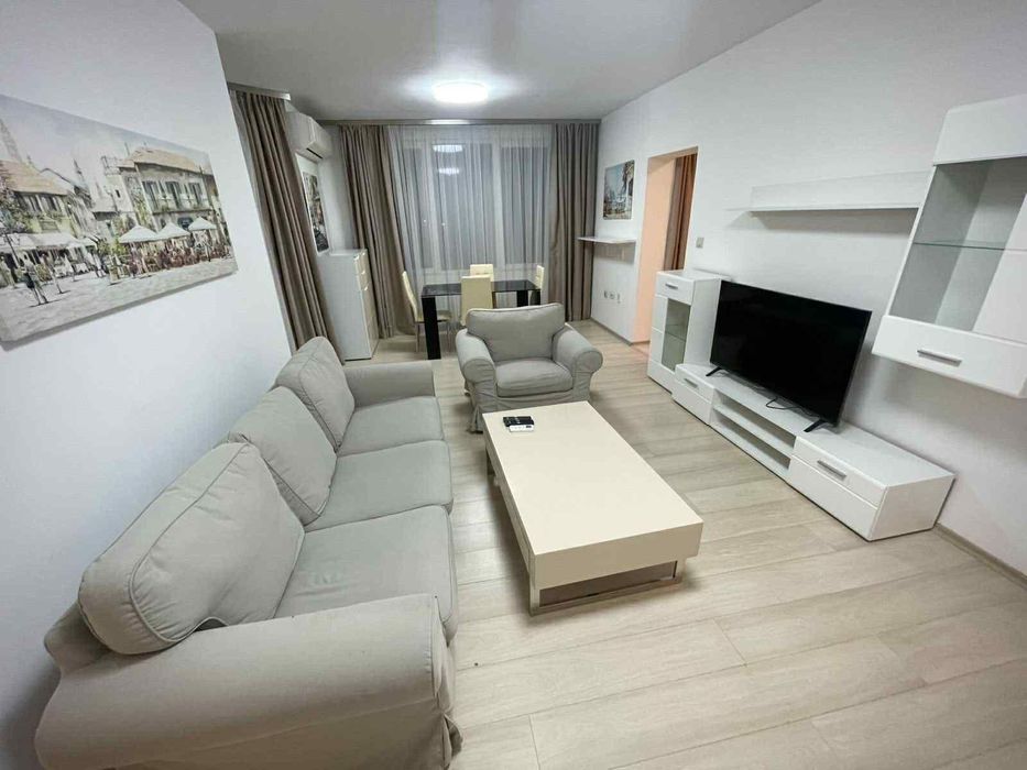 Тристаен апартамент в ж.к. Стрелбище.