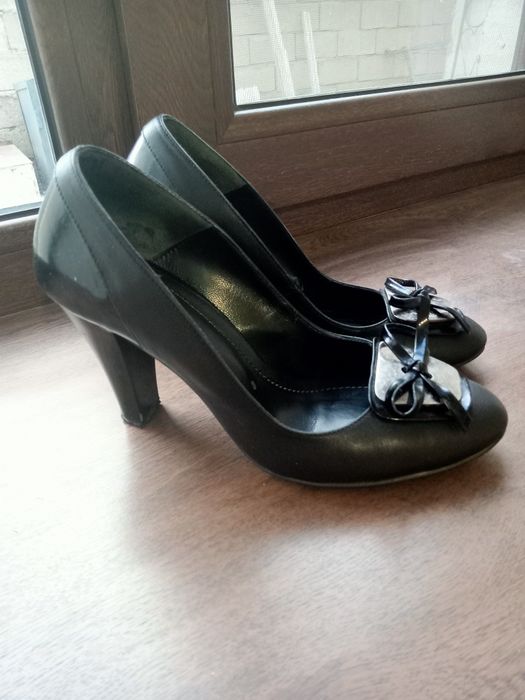 Женский туфли кожаный