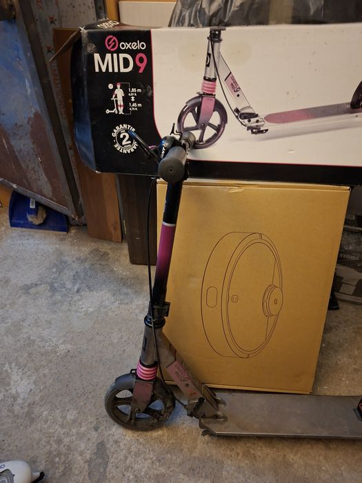 Trotinetă MID 9 copii
Trotinetă  roz copii