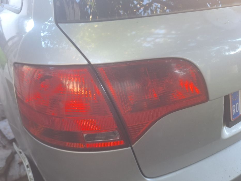 Set stop stopuri complet cu soclu Audi a4 b7