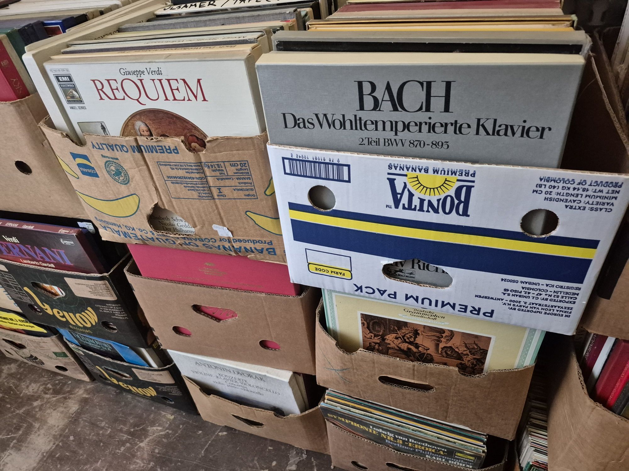 Vând lot 7500lp Discuri Vinil cu muzica clasica mixta pentru pick Up