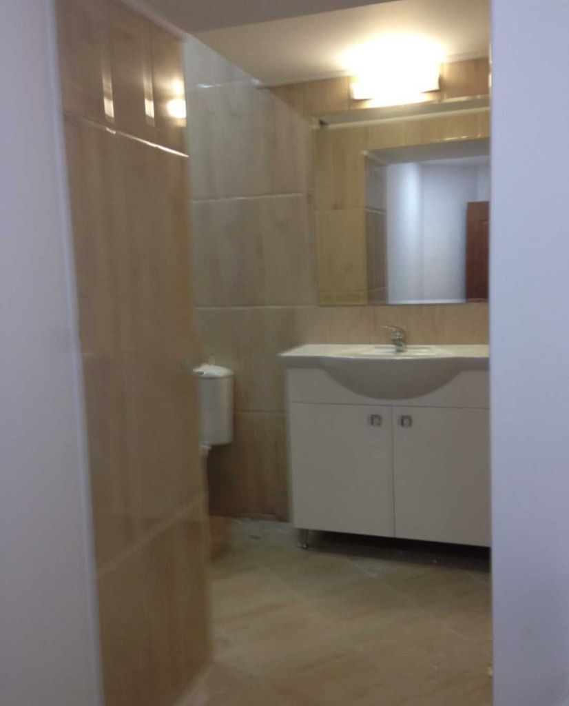 Дава се под наем Едностаен апартамент в Асеновград - 50 кв.м за 255 € - Снимка #3
