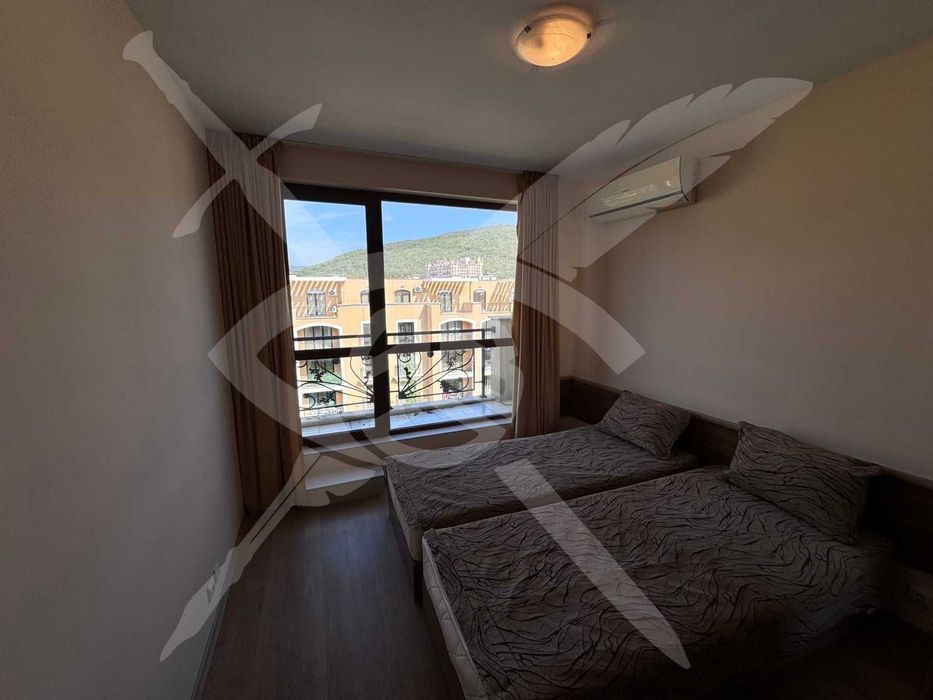 Продава се Двустаен апартамент в к.к. Елените - 82 кв.м за 842 €/кв.м - Снимка #1