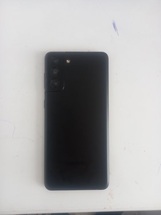 Samsung s21+ plus sotiladi