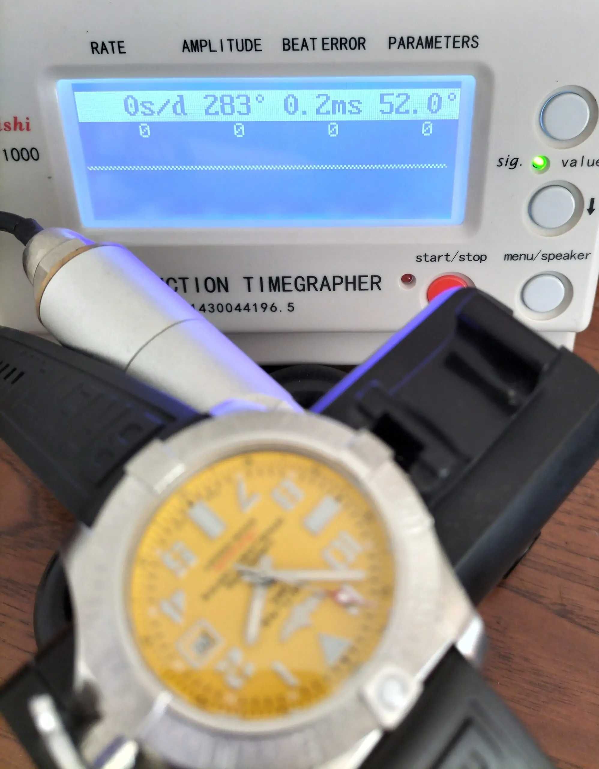 ceas de mana 44 mm Yellow 2836