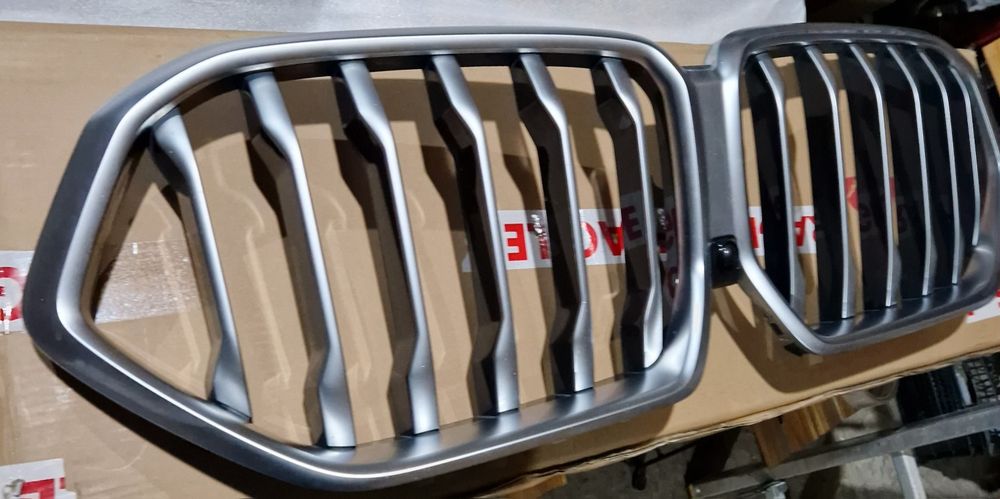 Grile originale bmw G06 X6 2020