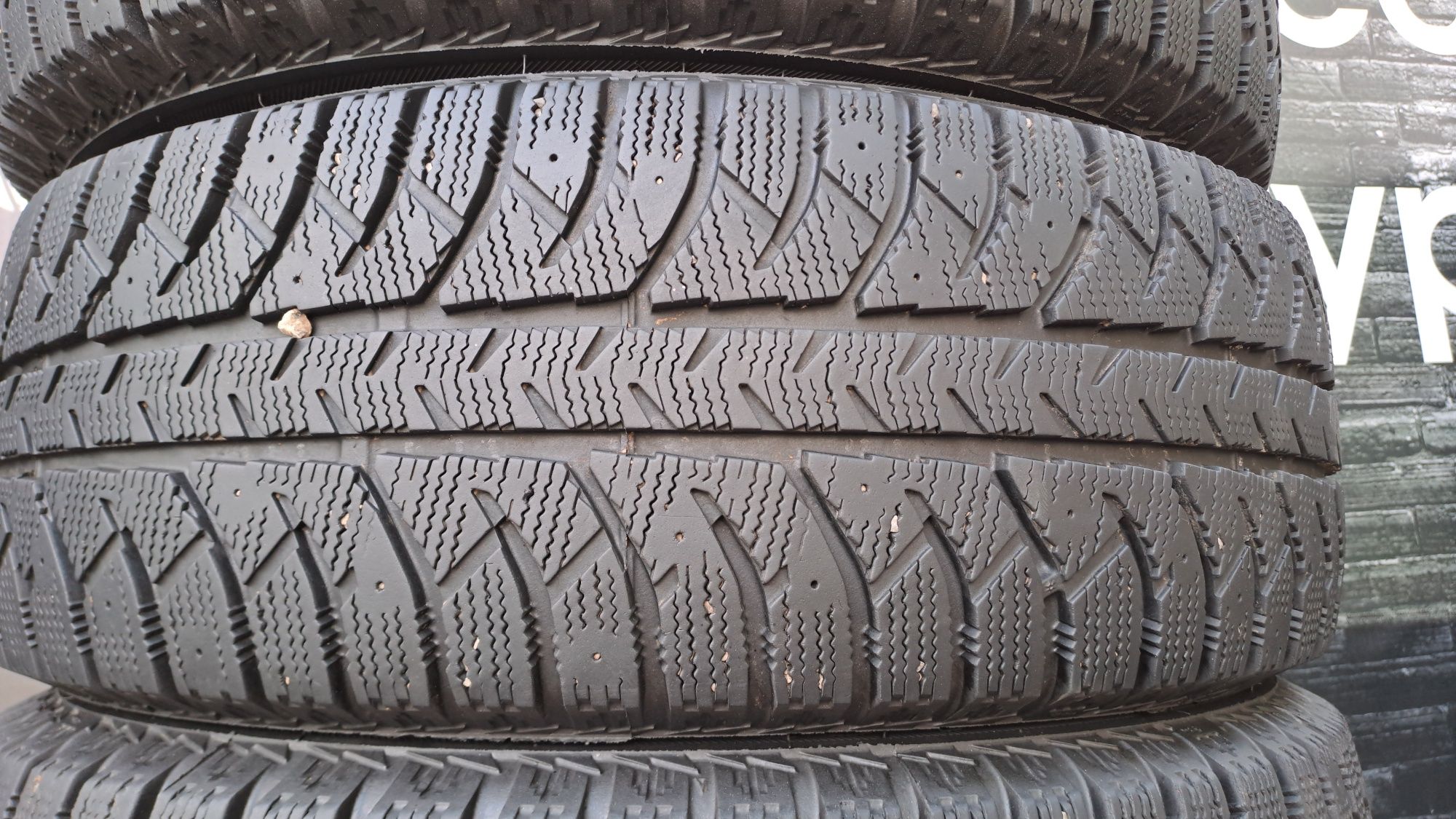 4бр. Джип 215/65/16 Lassa Iceways 2