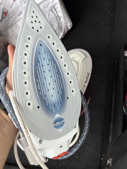 Vand statie de calcat tefal