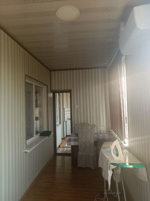 Срочно Продаётся 5-ти комнатная квартира в Янгихаётском районе