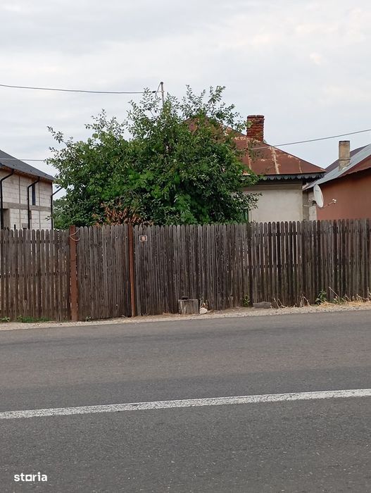 Casă bătrânească de vânzare, sat Greci, com. Petrești, DB