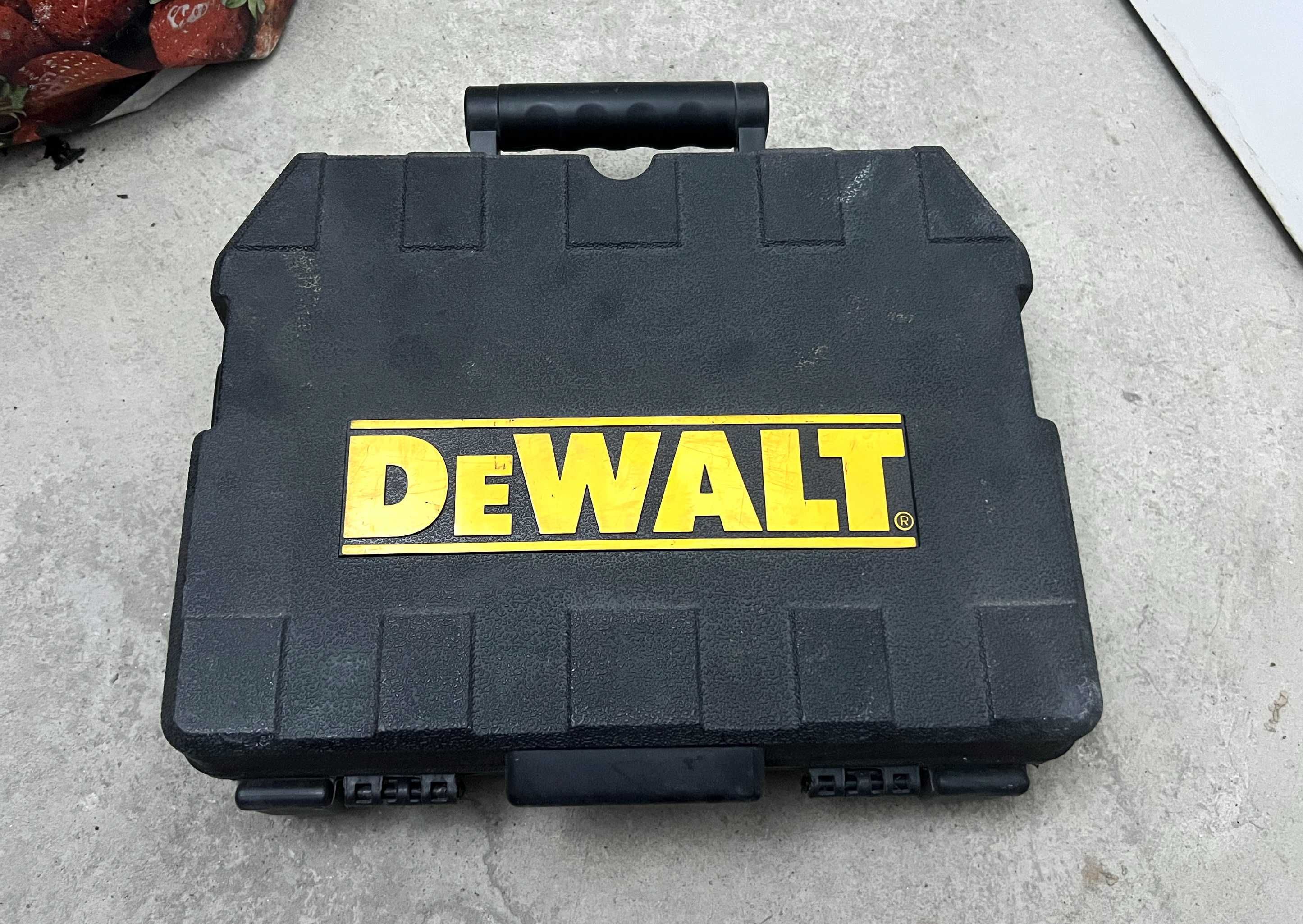 Nivela Laser DeWalt DW088 Interior Exterior + detector DE0892 rosu set