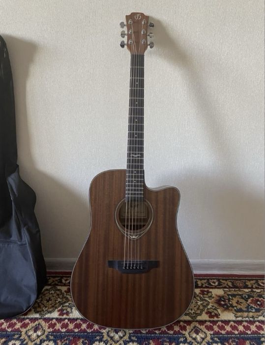 Гитара, продам гитару