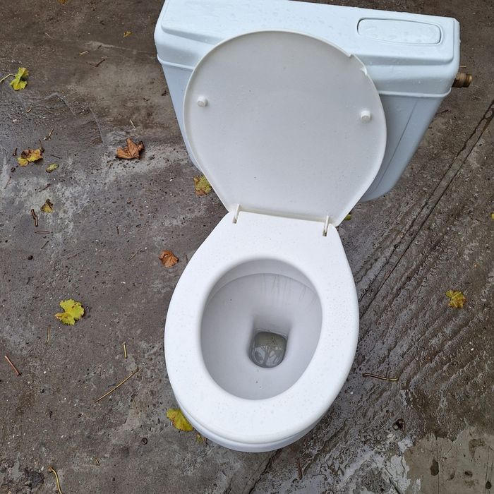 De vanzare wc cu rezervor