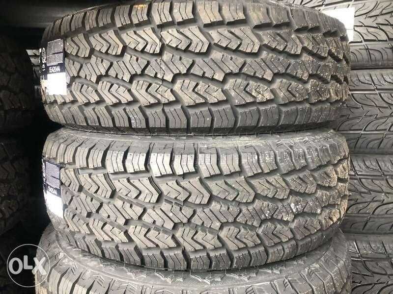 Vand anvelope noi all season,all terrain 265/70 R15 Sailun M+S si fulg