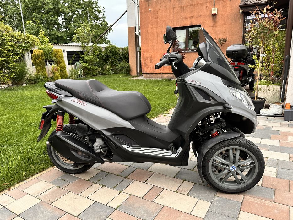 Piaggio mp3, piaggio 3 roti, 300cc, ABS/ASR, rate fixe, conduci cu B