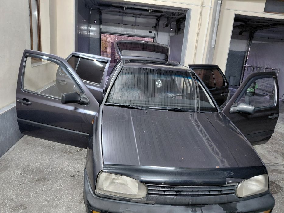 Продам Фольцваген гольф 3 ку в хорошем состоянии