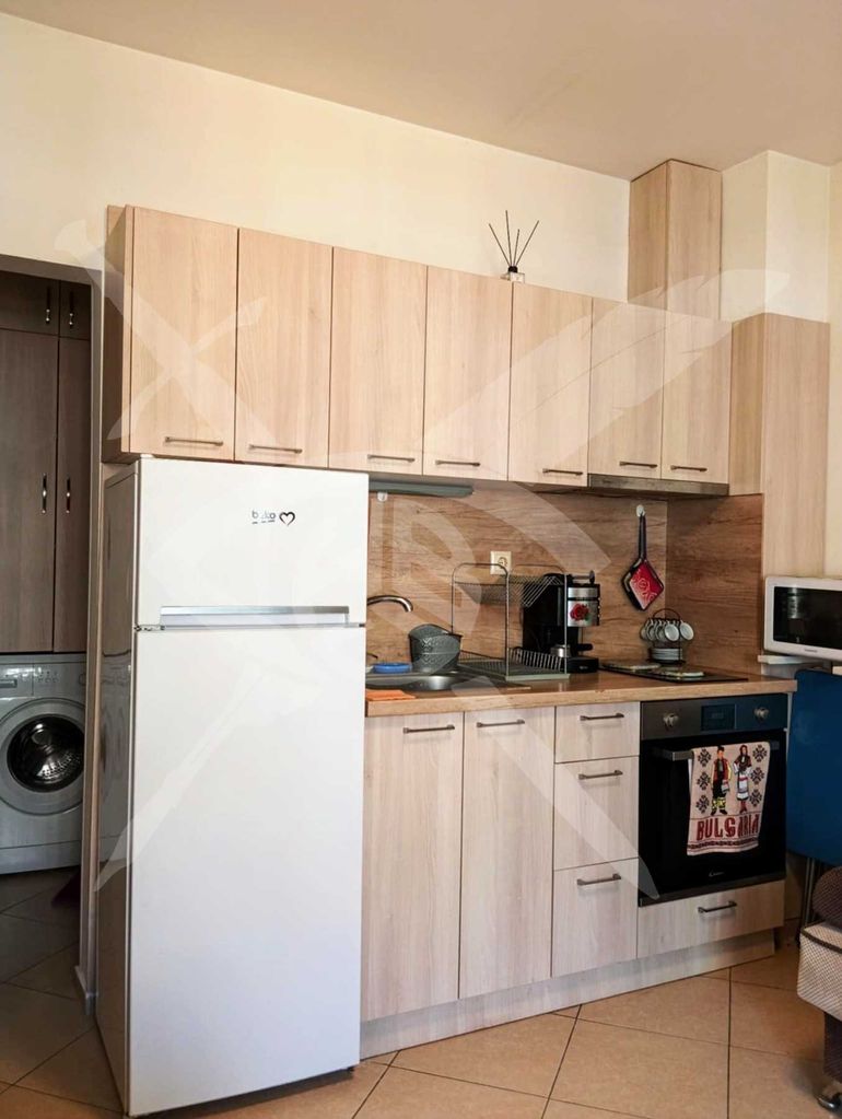 Продава се Двустаен апартамент в Поморие - 31 кв.м за 1984 €/кв.м - Снимка #5