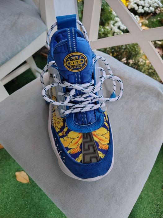 Adidași Versace Chain Reaction
