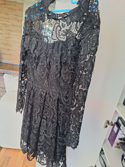 Rochita noua dantela neagra