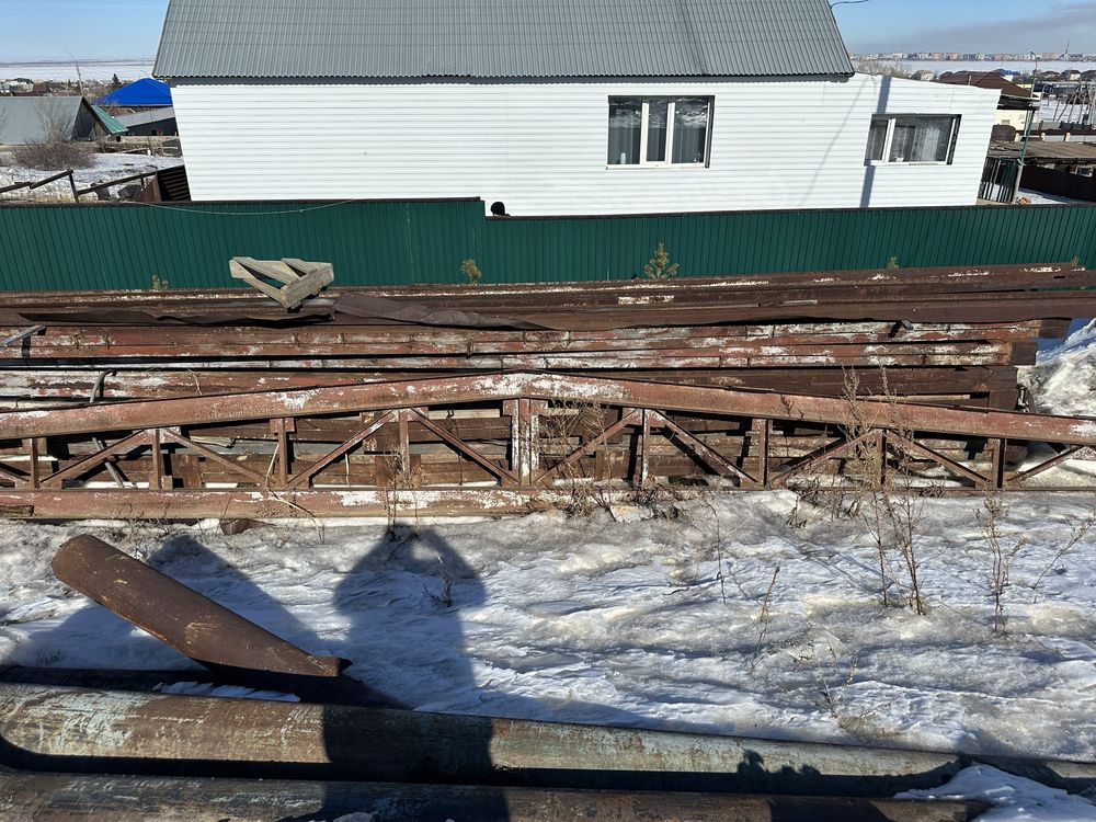 продам железные фермы 9 метровые советского производства