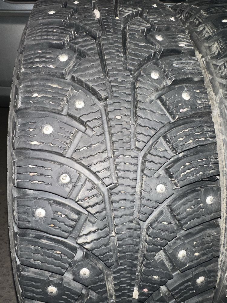 Продам зимние шины 185/60/15 нокиан