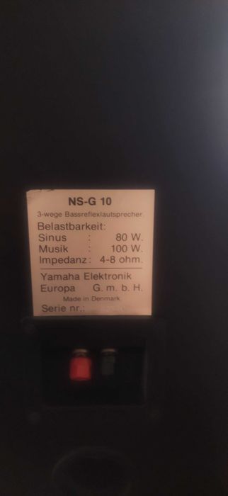 boxe negre Yamaha pe 3 cai 80/100 wați difuzoare bass noi Peerless