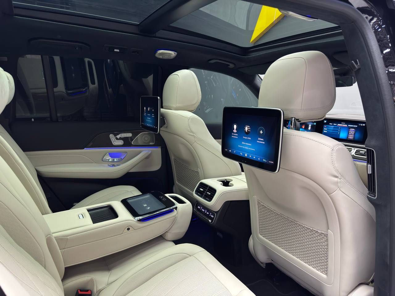 Продается новый Mercedes Benz GLS 63 Amg