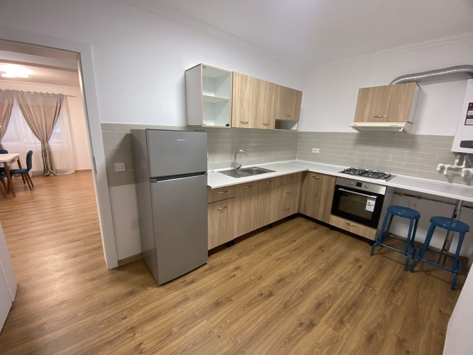 Casă de vânzare în Hlincea la 3 minute de bd. Poitiers