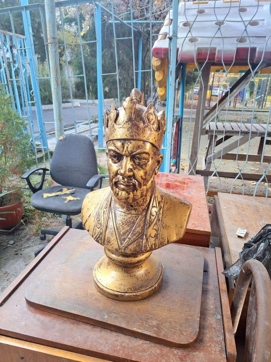 Продаётся скульптуры недорого