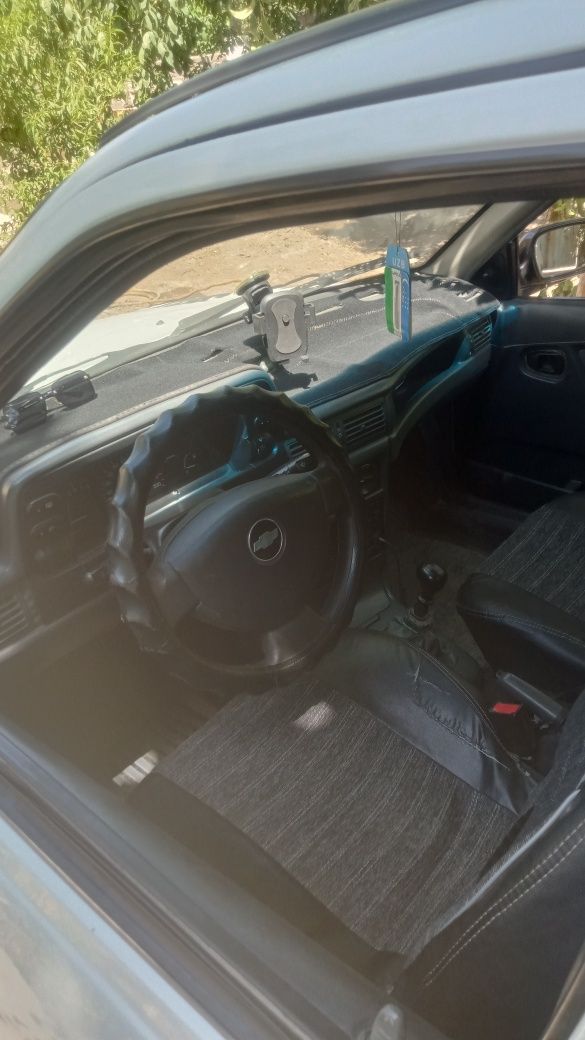 Daewoo nexia 1 sotiladi