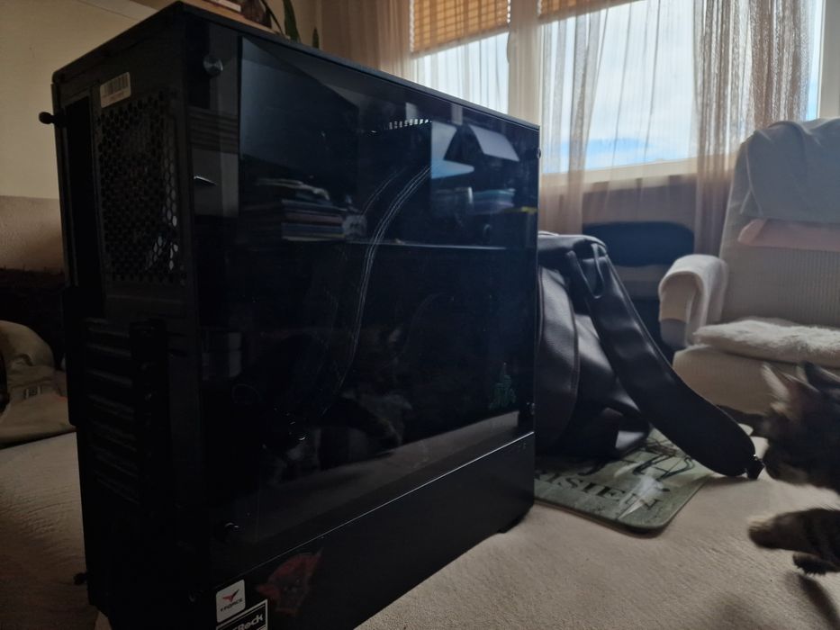 Кутия за компютър Phanteks Eclipse P350x, водно охлаждане и вентилатор