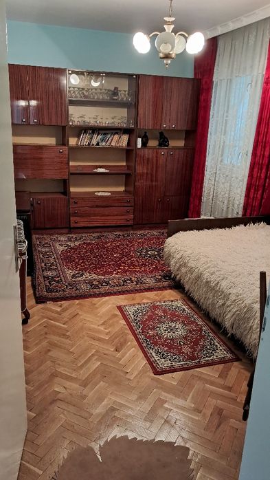 Тристаен апартамент Добрич-Царете