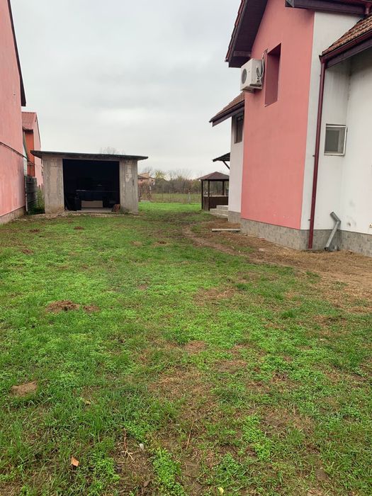 Inchiriez casa in chisoda