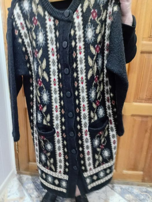 Полу пальто шерстяной ИНДИЯ фирма ОСТЕР раз 54-56.в отличном состоянии