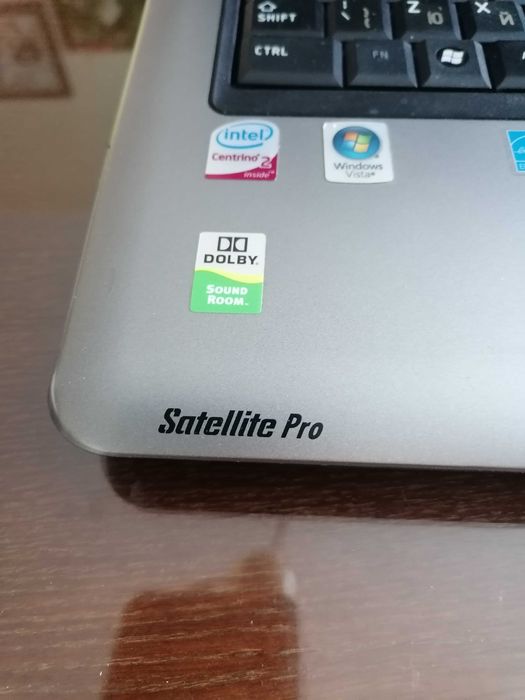 лаптоп Toshiba Satellite Pro A300 за части