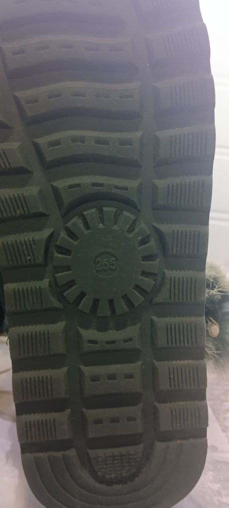 Продам женский уги