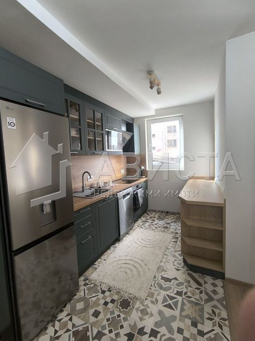 Дава се под наем Двустаен апартамент в София, Лагера - 82 кв.м за 670 € - Снимка #2