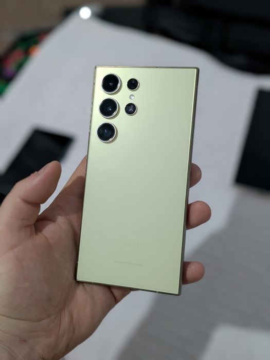 Samsung S24 ultra 12/512