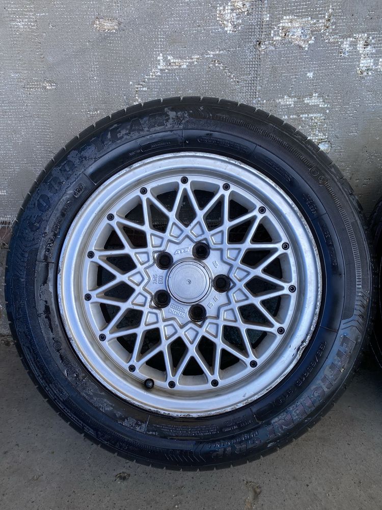 Летни гуми Goodyear с джанти 15