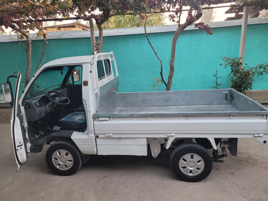 Ishga tayyor damas labo mator qilingan