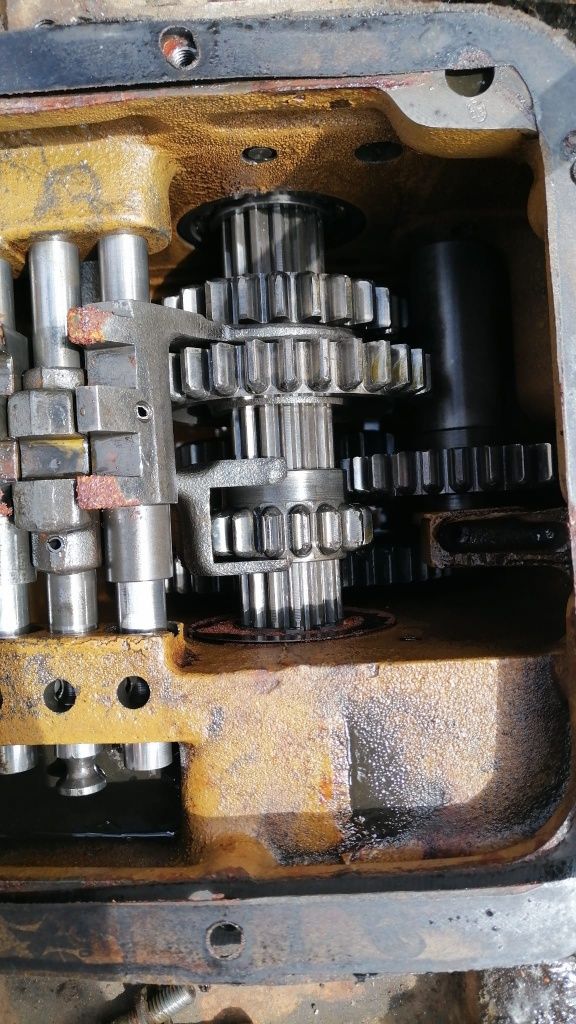 Dezmembrez transmisie fiat 411 415 4x4si punte fata4x4